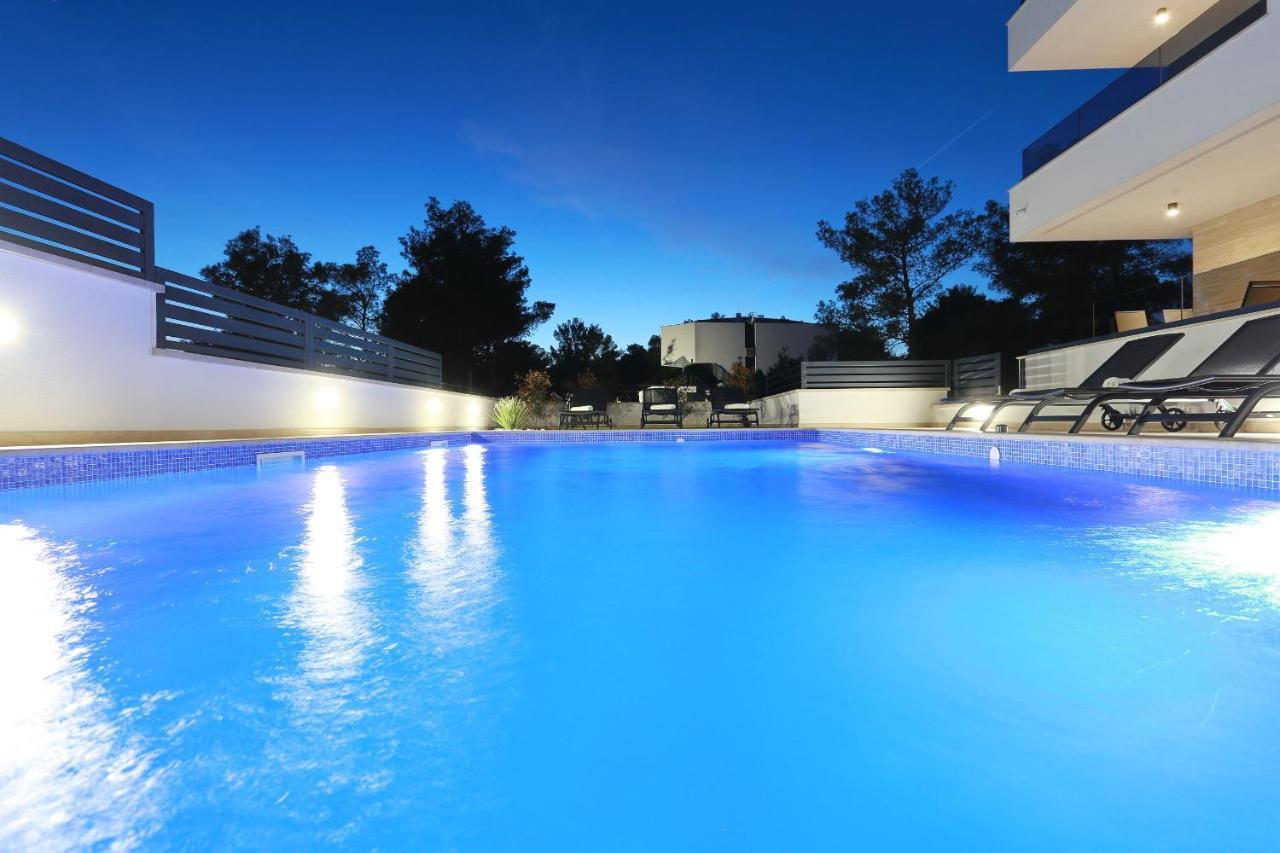Villa Ankora 2 With Heated Pool Biograd Na Moru Eksteriør bilde